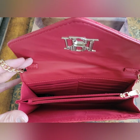 Badgley Mischka Red Quilted Chain Bag - Picture 7 of 9